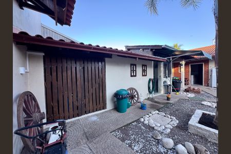 Casa à venda com 323m², 3 quartos e 2 vagasÁrea comum