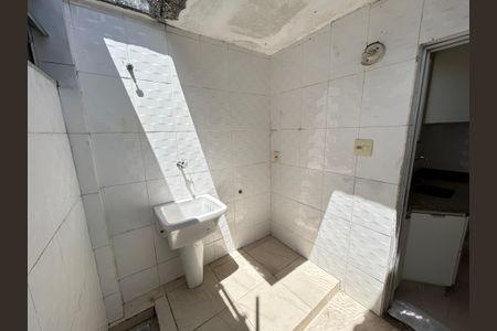 Casa à venda com 100m², 3 quartos e 1 vagaÁrea de Serviço