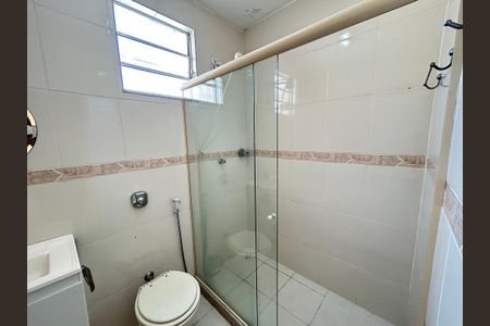 Casa à venda com 100m², 3 quartos e 1 vagaBanheiro