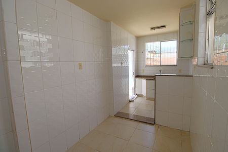 Casa à venda com 100m², 3 quartos e 1 vagaÁrea de Serviço