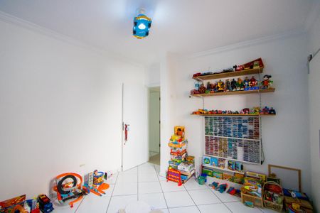 Apartamento à venda com 300m², 3 quartos e 2 vagas Apartamento à venda com 300m², 3 quartos e 2 vagasQuarto 2 - Suíte