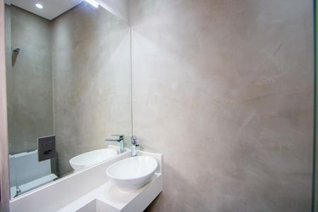 Apartamento à venda com 300m², 3 quartos e 2 vagas Apartamento à venda com 300m², 3 quartos e 2 vagasBanheiro do quarto 2