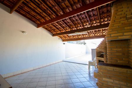 Apartamento à venda com 300m², 3 quartos e 2 vagas Apartamento à venda com 300m², 3 quartos e 2 vagasEspaço gourmet