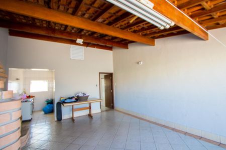 Apartamento à venda com 300m², 3 quartos e 2 vagas Apartamento à venda com 300m², 3 quartos e 2 vagasEspaço gourmet