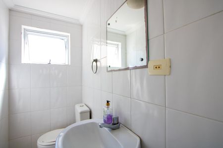 Apartamento à venda com 300m², 3 quartos e 2 vagas Apartamento à venda com 300m², 3 quartos e 2 vagasBanheiro de serviço