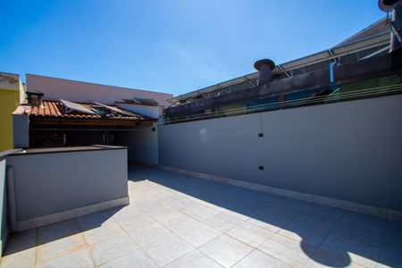 Apartamento à venda com 300m², 3 quartos e 2 vagas Apartamento à venda com 300m², 3 quartos e 2 vagasQuintal