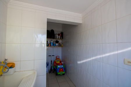 Apartamento à venda com 300m², 3 quartos e 2 vagas Apartamento à venda com 300m², 3 quartos e 2 vagasÁrea de serviço 2