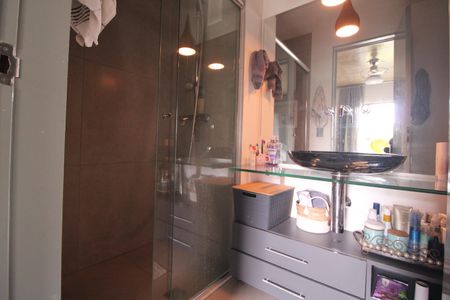 Apartamento à venda com 71m², 2 quartos e 2 vagasBanheiro