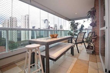 Apartamento à venda com 130m², 3 quartos e 3 vagas