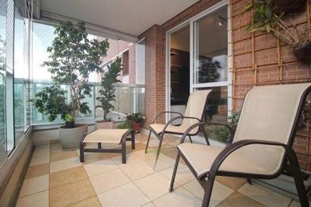 Apartamento à venda com 130m², 3 quartos e 3 vagas