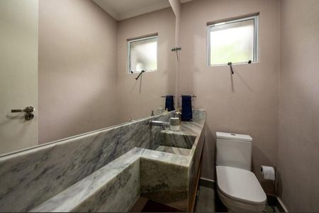 Casa à venda com 340m², 5 quartos e 6 vagas