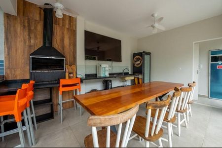 Casa à venda com 340m², 5 quartos e 6 vagas