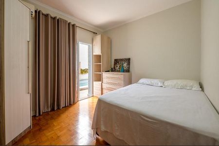 Casa à venda com 340m², 5 quartos e 6 vagas