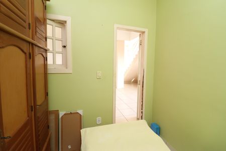 Casa à venda com 333m², 5 quartos e 4 vagasQuarto de Serviço