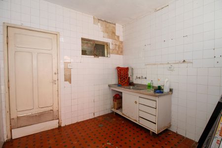 Casa à venda com 400m², 5 quartos e 2 vagas Casa à venda com 400m², 5 quartos e 2 vagasCozinha da Edícula