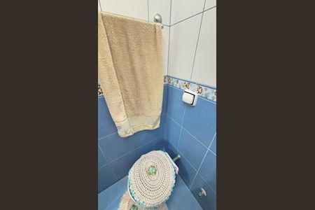 Casa à venda com 160m², 2 quartos e 1 vaga Casa à venda com 160m², 2 quartos e 1 vagaBanheiro da Suíte 2