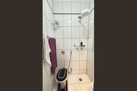 Casa à venda com 160m², 2 quartos e 1 vaga Casa à venda com 160m², 2 quartos e 1 vagaBanheiro da Suíte 1