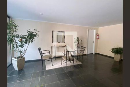 Apartamento à venda com 37m², 1 quarto e 2 vagas Apartamento à venda com 37m², 1 quarto e 2 vagasHall social