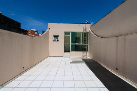 Casa à venda com 300m², 3 quartos e 4 vagas Casa à venda com 300m², 3 quartos e 4 vagasTerraço- Suíte 1