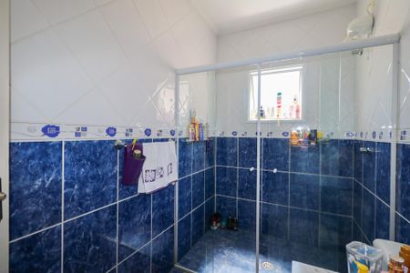 Casa à venda com 300m², 3 quartos e 4 vagas Casa à venda com 300m², 3 quartos e 4 vagasBanheiro da Suíte