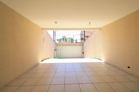 Casa à venda com 300m², 3 quartos e 4 vagas Casa à venda com 300m², 3 quartos e 4 vagasGaragem