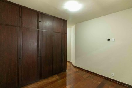 Casa à venda com 190m², 3 quartos e 3 vagas Casa à venda com 190m², 3 quartos e 3 vagasQuarto 3 Suite