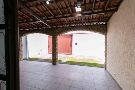 Casa à venda com 190m², 3 quartos e 3 vagas Casa à venda com 190m², 3 quartos e 3 vagasVista Sala