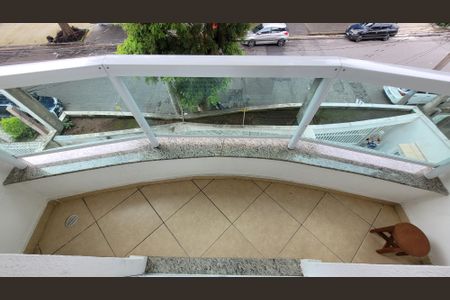 Apartamento à venda com 168m², 3 quartos e 2 vagasVista