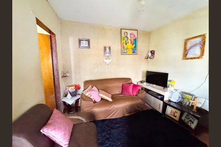 Casa à venda com 360m², 4 quartos e 5 vagasSala