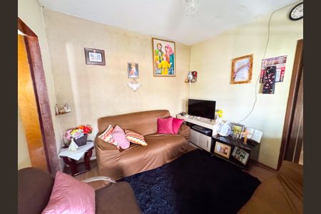 Casa à venda com 360m², 4 quartos e 5 vagasSala