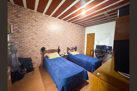 Casa à venda com 360m², 4 quartos e 5 vagasQuarto 3