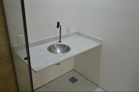 Casa de condomínio à venda com 190m², 3 quartos e 3 vagasBanheiro da Suíte 1