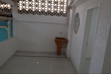 Casa de condomínio à venda com 190m², 3 quartos e 3 vagasÁrea de Serviço 2