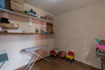 Casa à venda com 148m², 3 quartos e 2 vagas Casa à venda com 148m², 3 quartos e 2 vagasQuarto de Serviço
