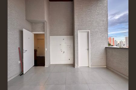 Apartamento à venda com 143m², 3 quartos e 2 vagas Apartamento à venda com 143m², 3 quartos e 2 vagasLavanderia