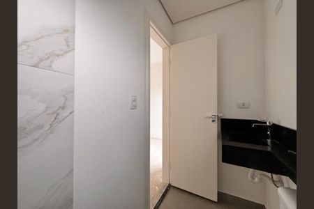 Apartamento à venda com 143m², 3 quartos e 2 vagas Apartamento à venda com 143m², 3 quartos e 2 vagasBanheiro Da suite