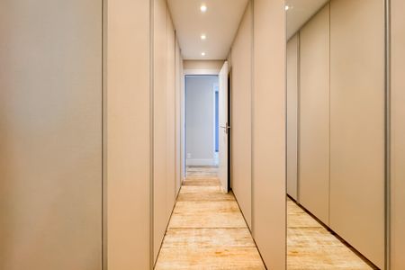 Apartamento à venda com 121m², 3 quartos e 2 vagas Apartamento à venda com 121m², 3 quartos e 2 vagasCloset da Suíte 3