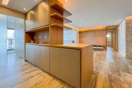 Apartamento à venda com 121m², 3 quartos e 2 vagas Apartamento à venda com 121m², 3 quartos e 2 vagasCozinha