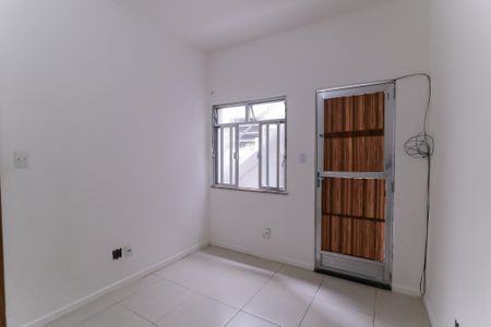 Sala de casa para alugar com 1 quarto, 50m² em Piedade, Rio de Janeiro