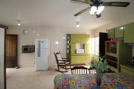 Casa à venda com 336m², 4 quartos e 3 vagasCozinha