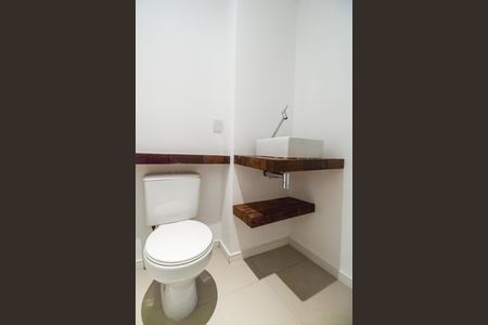 Apartamento à venda com 83m², 2 quartos e 2 vagas Apartamento à venda com 83m², 2 quartos e 2 vagasLavabo