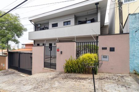 Casa à venda com 336m², 5 quartos e 4 vagas Casa à venda com 336m², 5 quartos e 4 vagasFachada