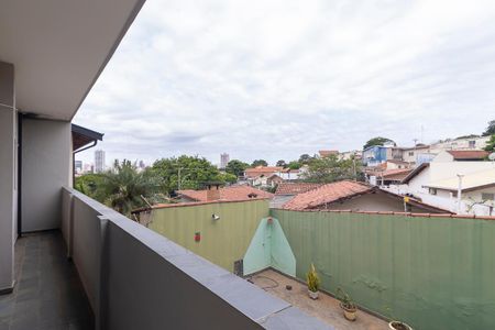 Casa à venda com 336m², 5 quartos e 4 vagas Casa à venda com 336m², 5 quartos e 4 vagasVaranda da sala