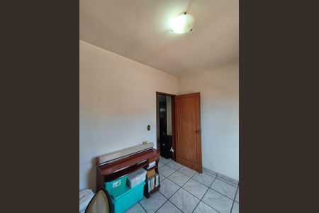 Casa à venda com 340m², 4 quartos e 6 vagas Casa à venda com 340m², 4 quartos e 6 vagasQuarto