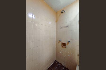 Apartamento à venda com 183m², 4 quartos e 3 vagas Apartamento à venda com 183m², 4 quartos e 3 vagasBanheiro da Suíte