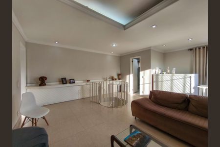 Apartamento à venda com 183m², 4 quartos e 3 vagas Apartamento à venda com 183m², 4 quartos e 3 vagasHall social