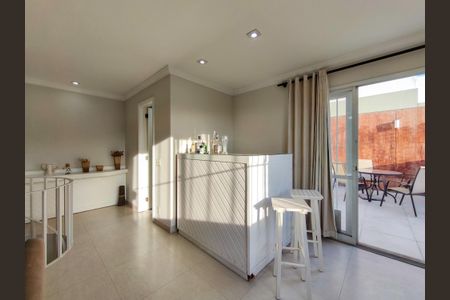 Apartamento à venda com 183m², 4 quartos e 3 vagas Apartamento à venda com 183m², 4 quartos e 3 vagasHall social