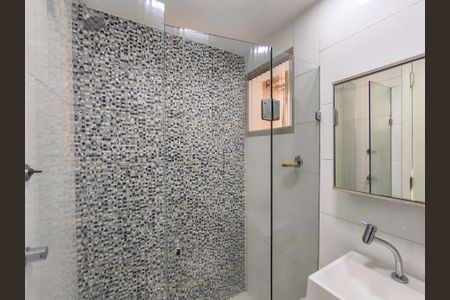 Apartamento à venda com 183m², 4 quartos e 3 vagas Apartamento à venda com 183m², 4 quartos e 3 vagasBanheiro