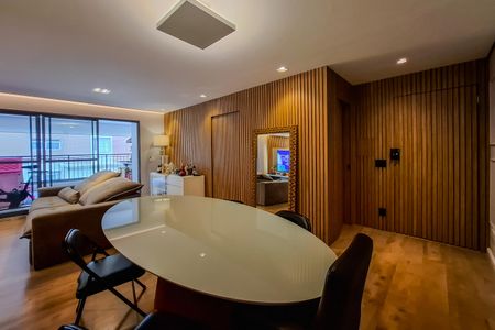 Apartamento à venda com 109m², 3 quartos e 2 vagasSala