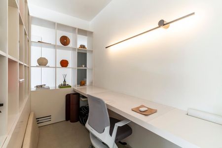 Apartamento à venda com 74m², 1 quarto e 1 vaga Apartamento à venda com 74m², 1 quarto e 1 vagaEscritório